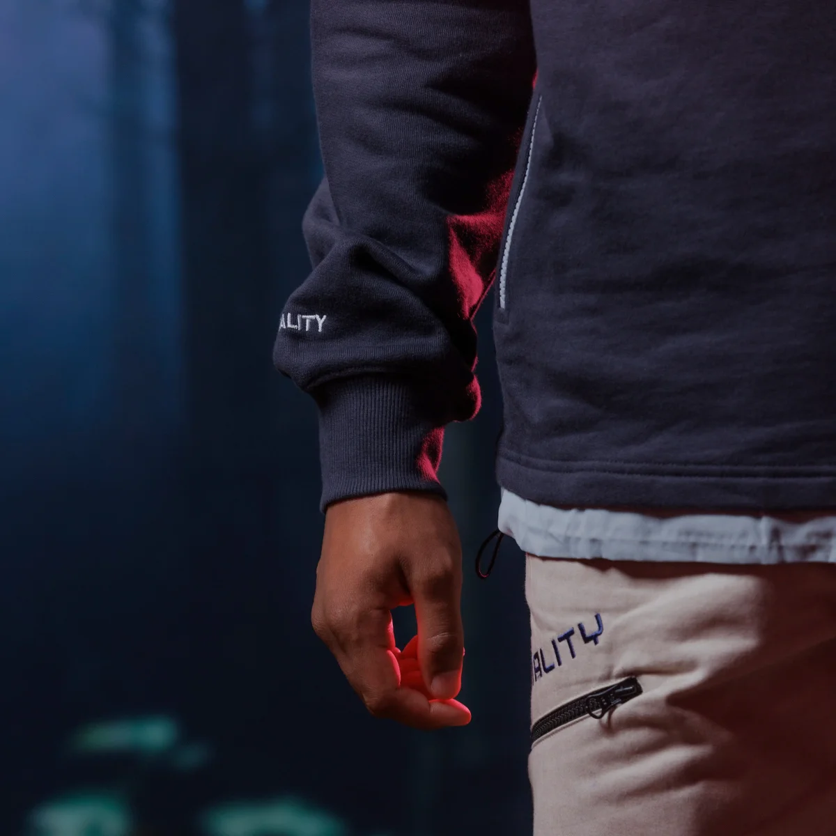 Pull à zip Light Tech noir et gris – Image 6