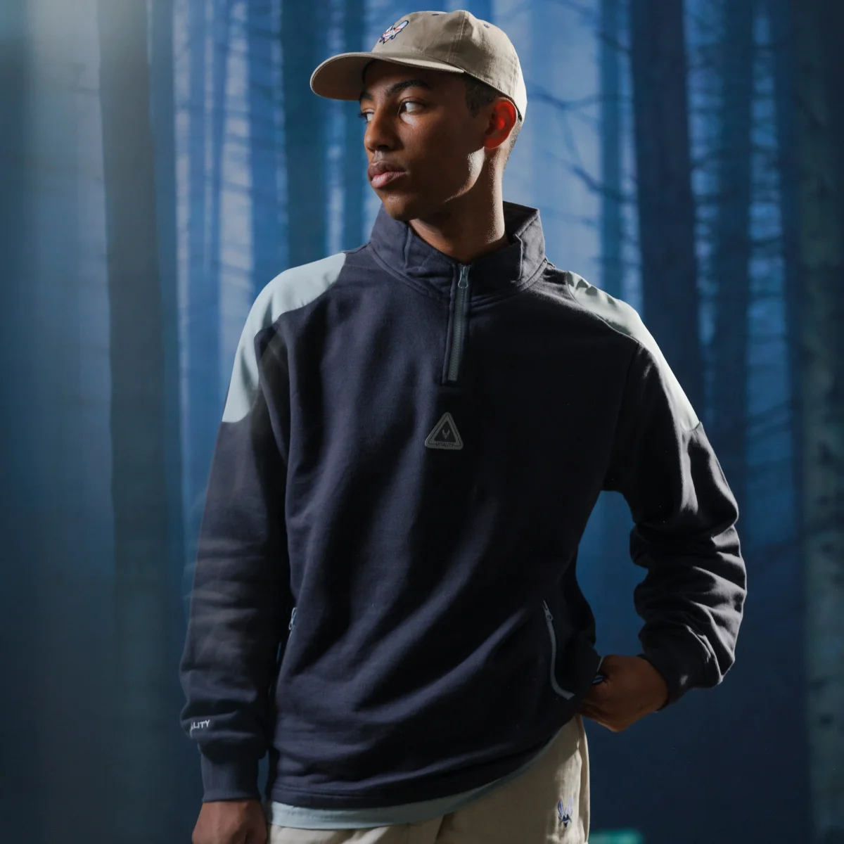 Pull à zip Light Tech noir et gris – Image 4