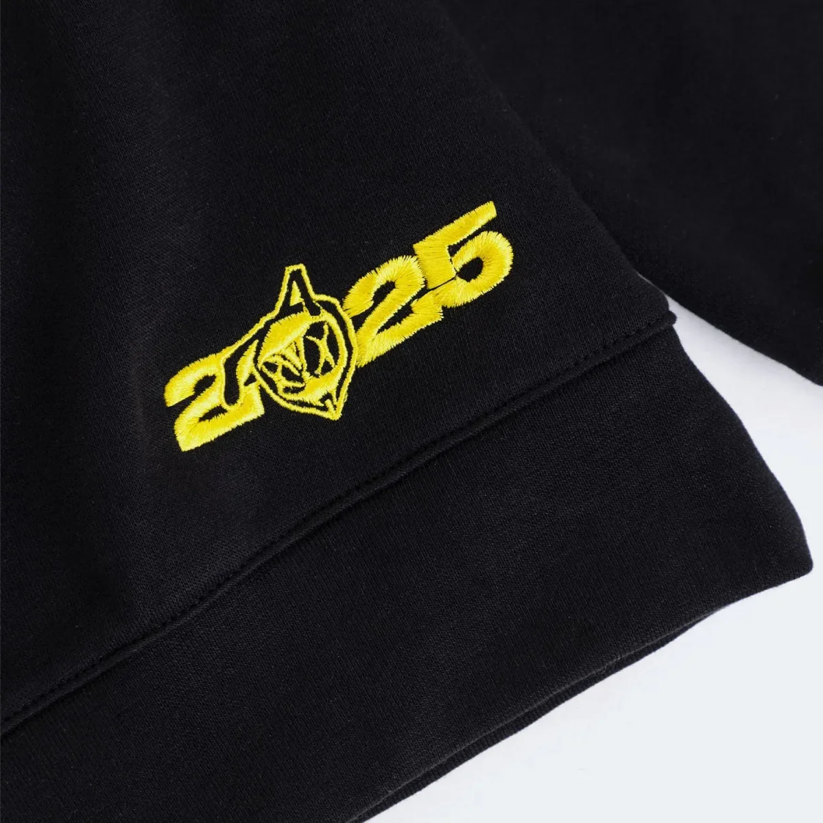 Crewneck Vitality University 2025 – Image 6