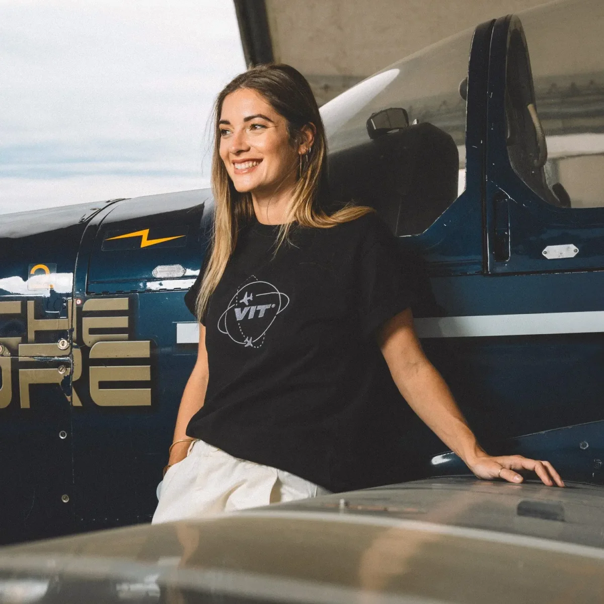 T-shirt Black Airline – Image 2